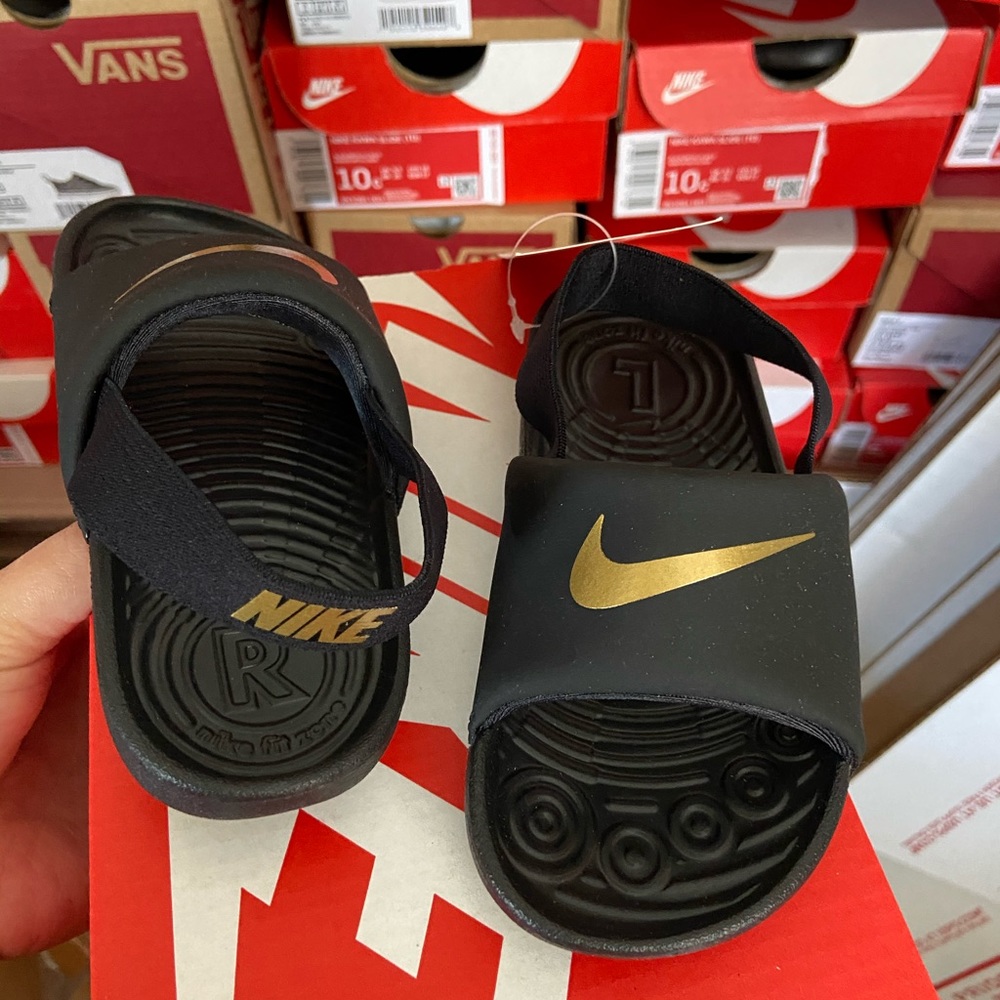 Brand New nike toddler baby infant slides sandals